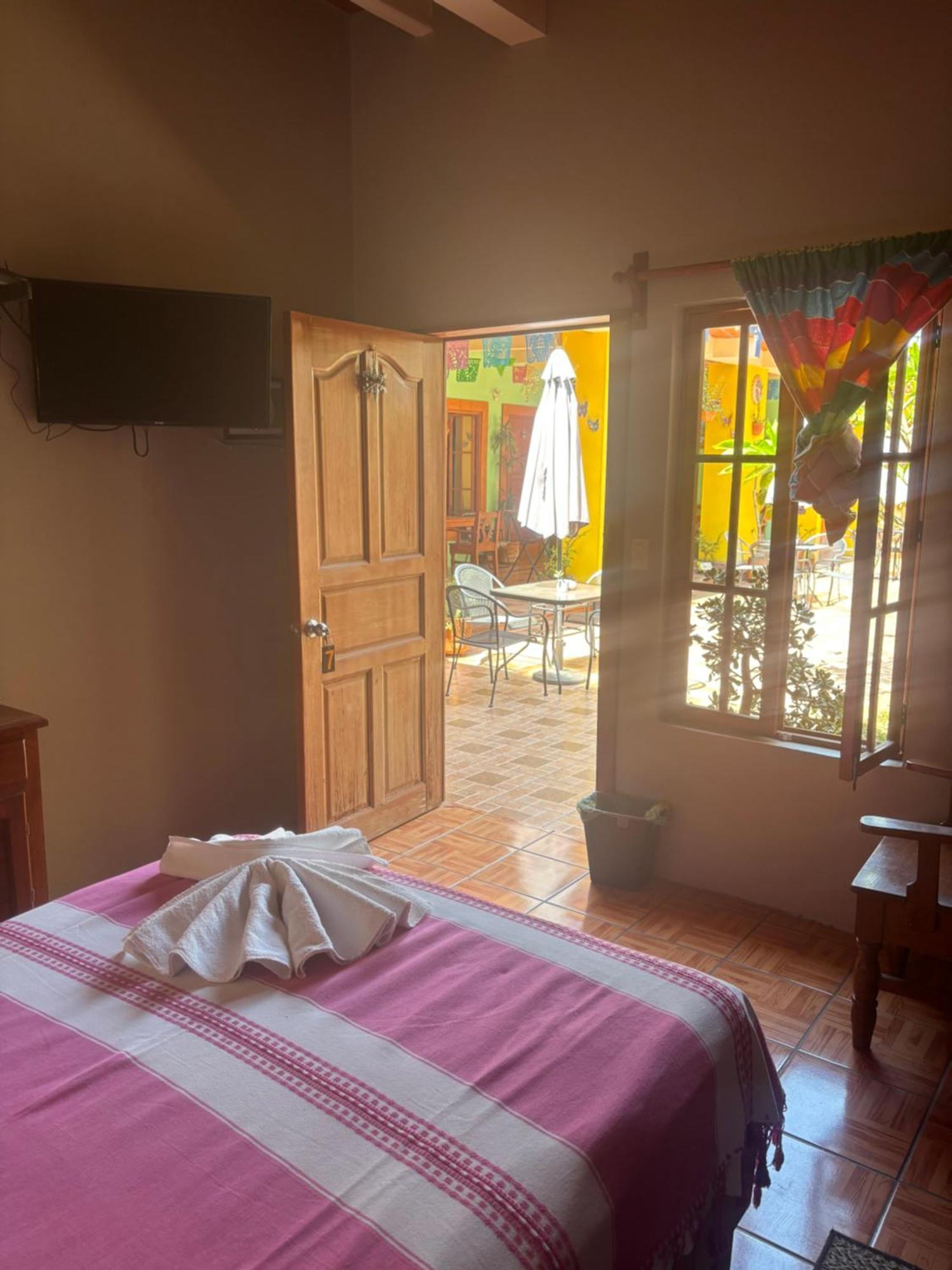 Hotel Posada "Mi Rosita" Oaxaca Экстерьер фото