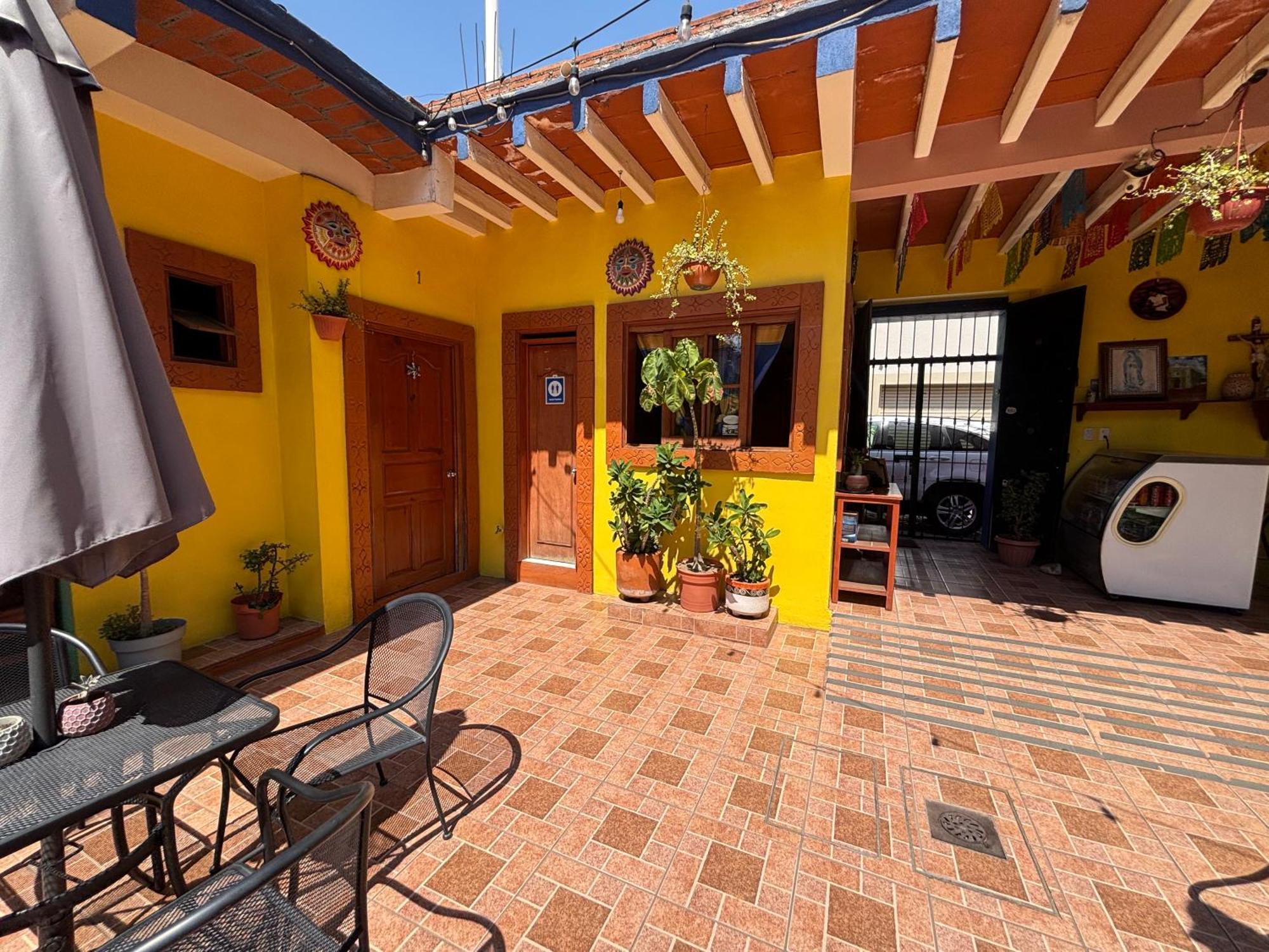 Hotel Posada "Mi Rosita" Oaxaca Экстерьер фото